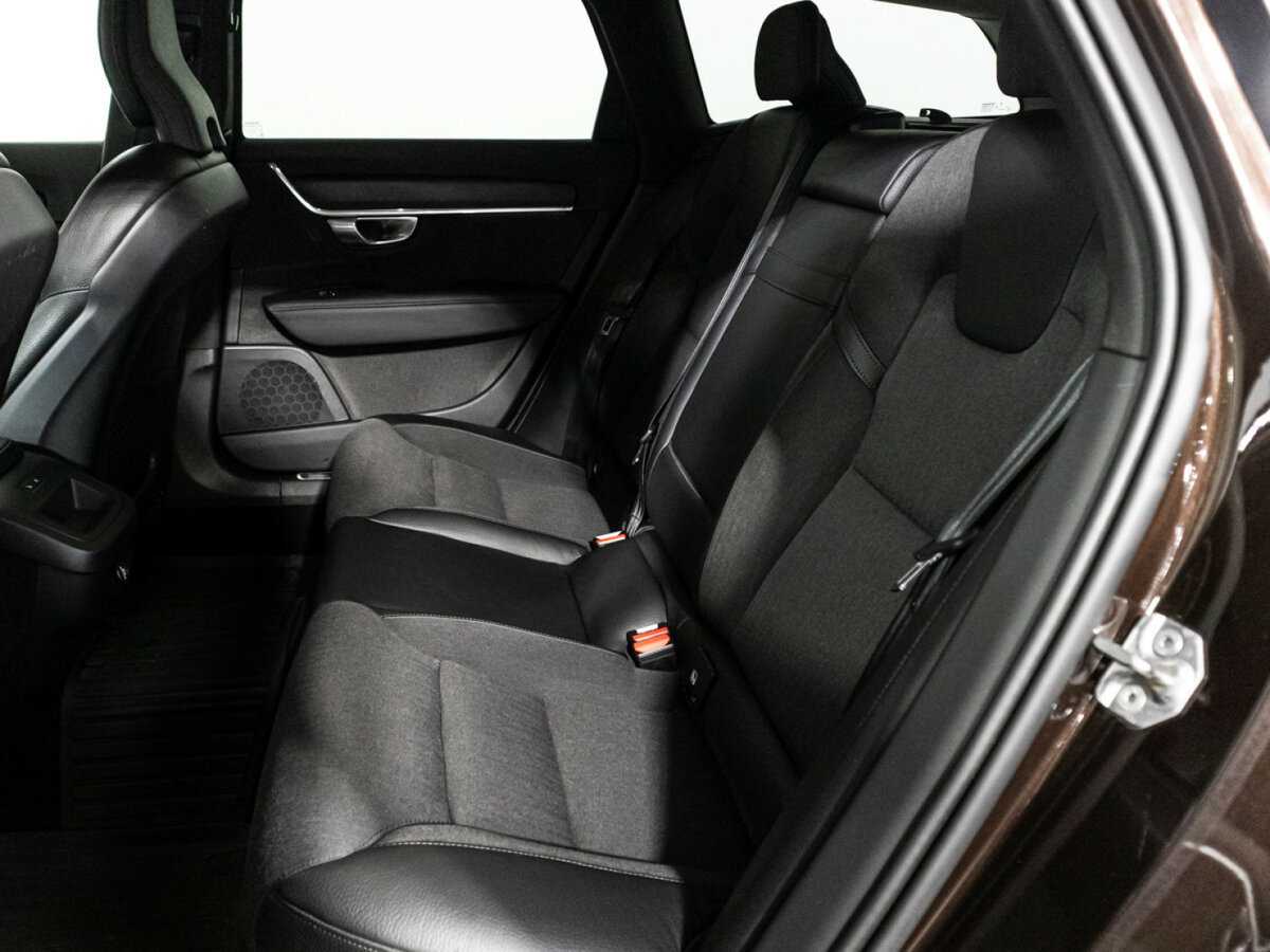 Купить Volvo V90 Cross Country, 2019, 164 171 км, фото №10