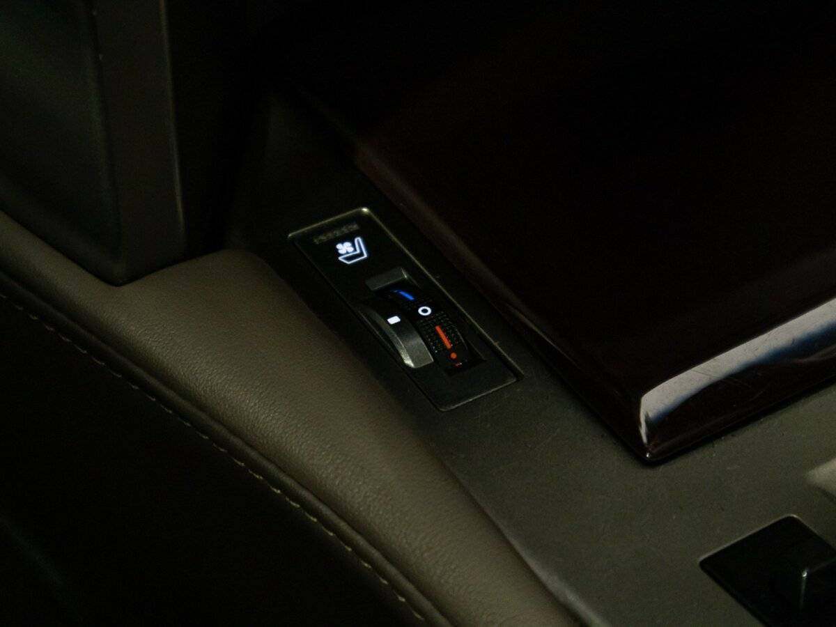 Купить Lexus GX 460, 2014, 321 530 км, фото №17