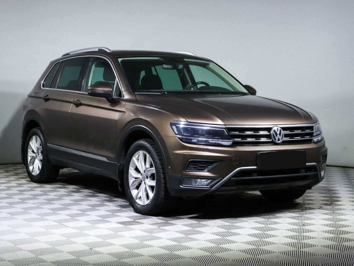 Купить Volkswagen Tiguan, 2017, 150 500 км, фото №3