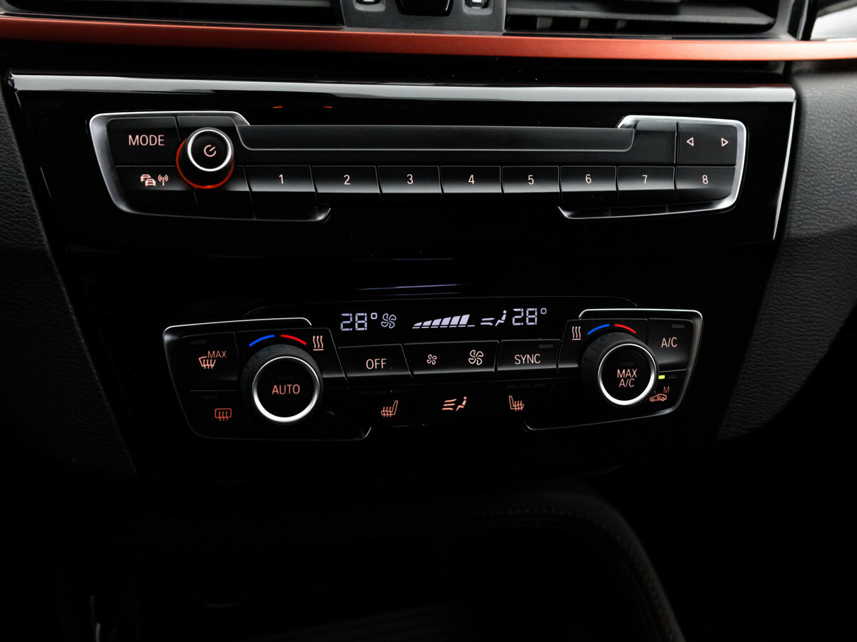 Купить BMW X1 20i xDrive II (F48), 2017, 102 269 км, фото №12