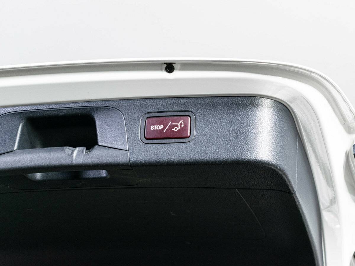 Купить Mercedes-Benz GLC 250 d, 2016, 105 363 км, фото №7