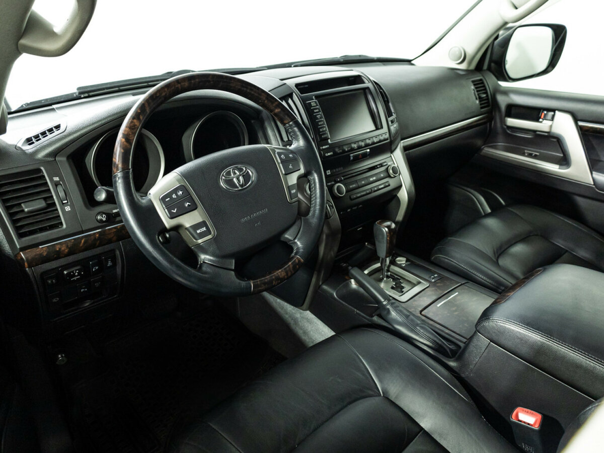 Купить Toyota Land Cruiser 200 Series, 2011, 144 791 км, фото №9