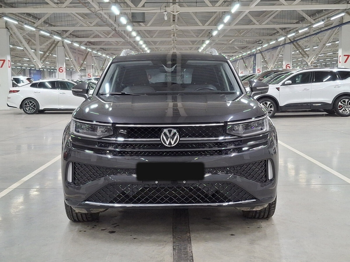 Купить Volkswagen Tavendor, 2023, 145 км, фото №2