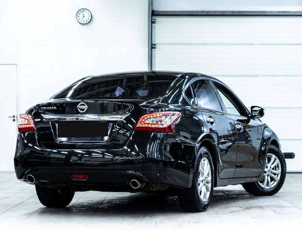 Nissan Teana