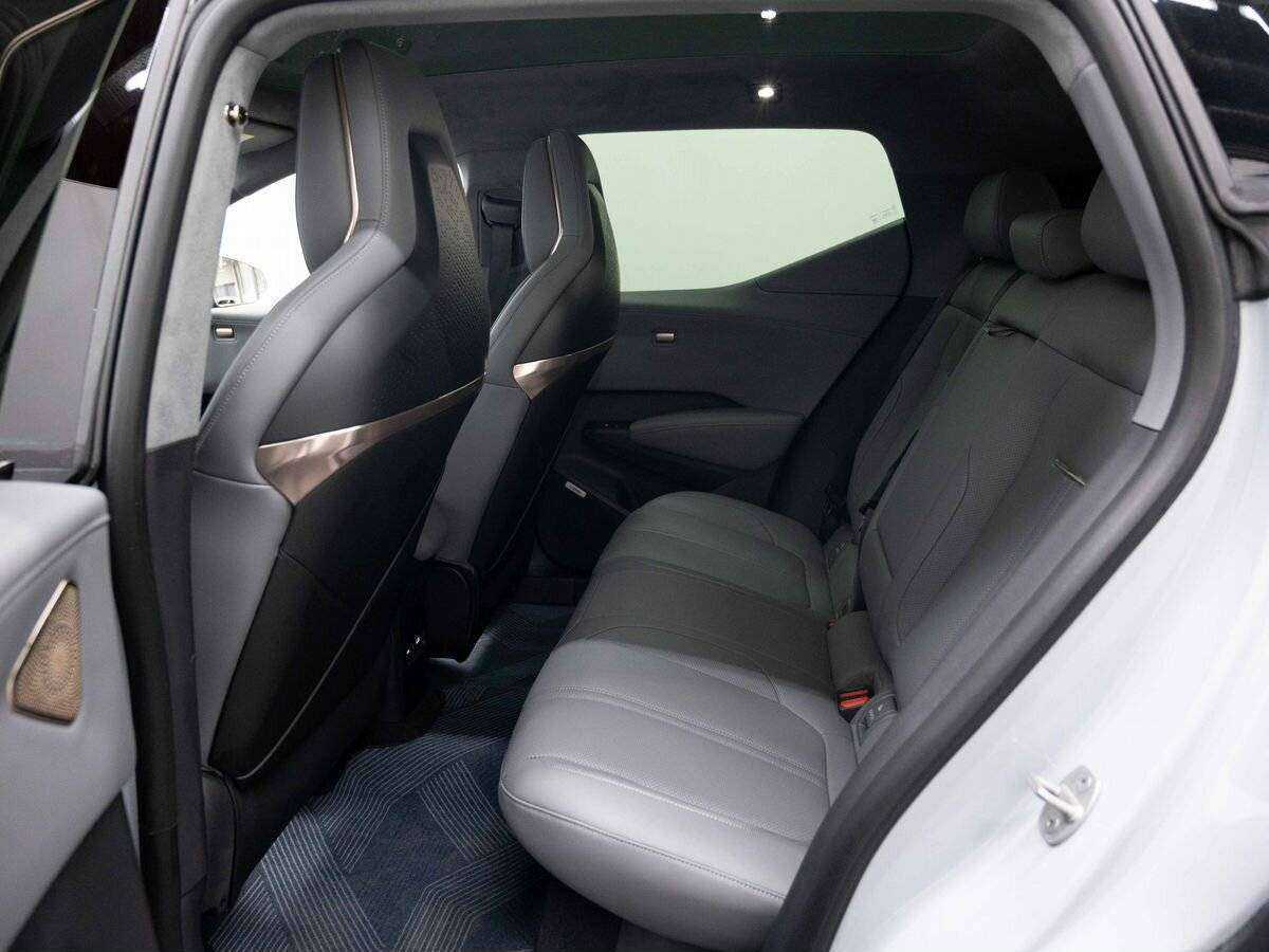 Купить Zeekr X, 2023, 77 км, фото №9