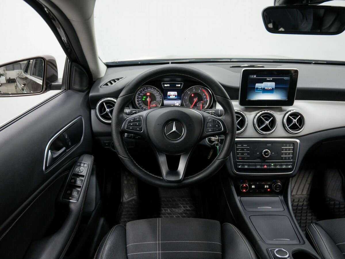 Купить Mercedes-Benz GLA 250, 2016, 123 344 км, фото №11