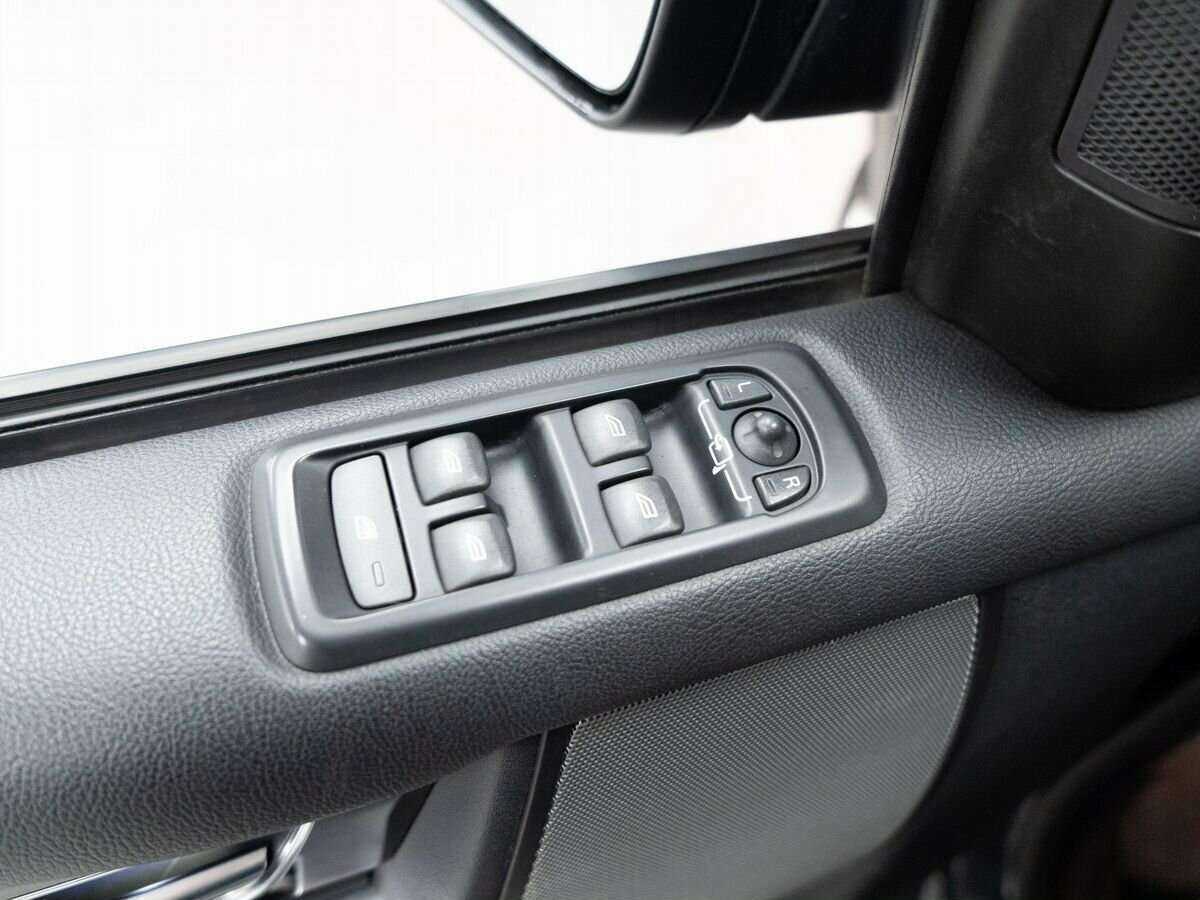 Купить Land Rover Discovery, 2011, 193 570 км, фото №13