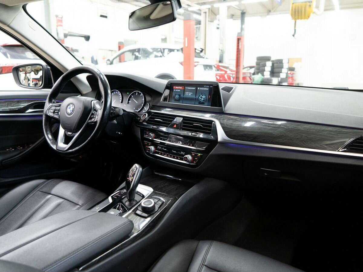Купить BMW 5 серии 520d, 2019, 146 239 км, фото №17
