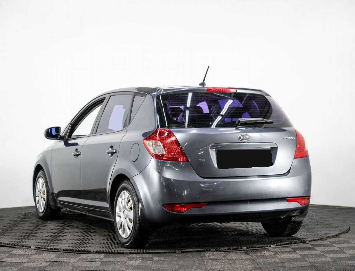 Купить Kia Ceed, 2010, 194 000 км, фото №4