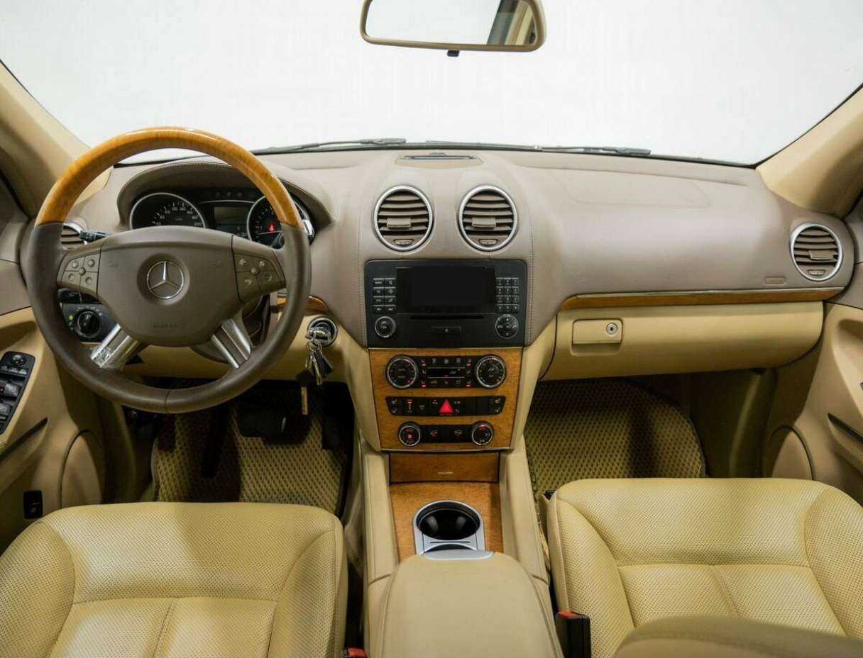 Купить Mercedes-Benz GL-Класс 320, 2008, 240 000 км, фото №12