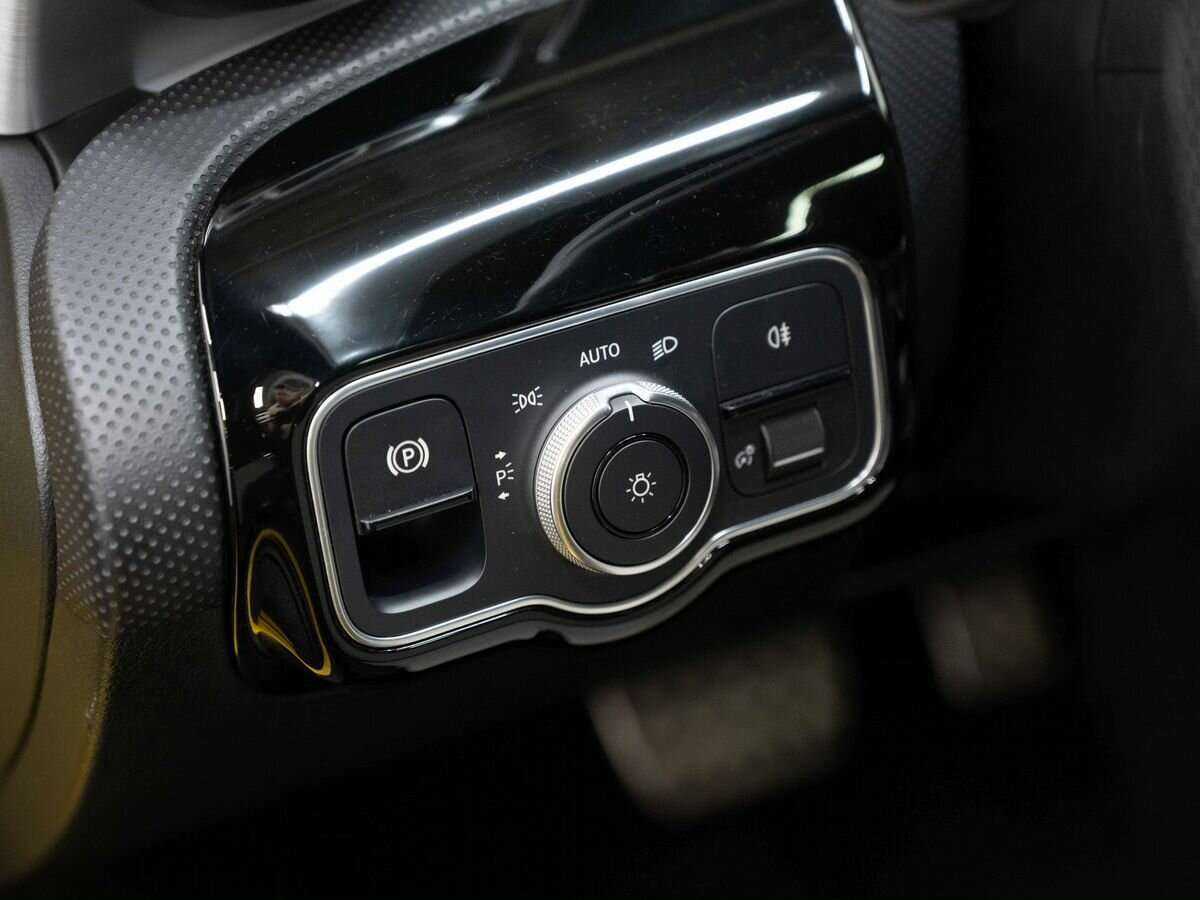 Купить Mercedes-Benz CLA 200, 2020, 67 000 км, фото №21