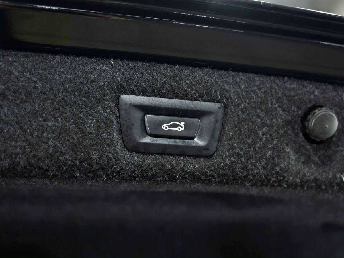 Купить BMW 5 серии 520d xDrive, 2019, 231 000 км, фото №28