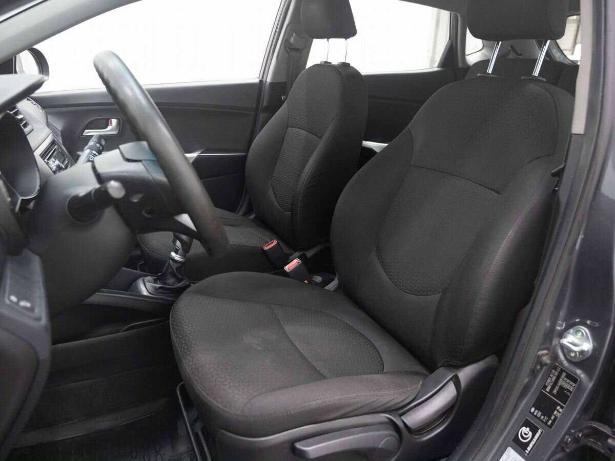Купить Kia Rio, 2013, 140 000 км, фото №8