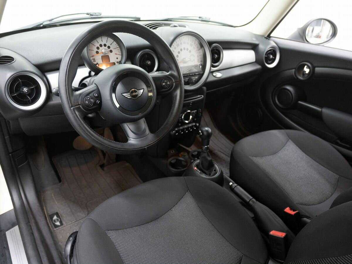 Купить Mini Hatch Cooper, 2013, 138 161 км, фото №7