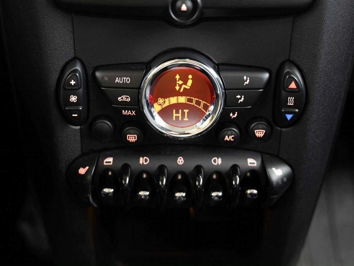 Купить Mini Hatch Cooper, 2013, 138 161 км, фото №21