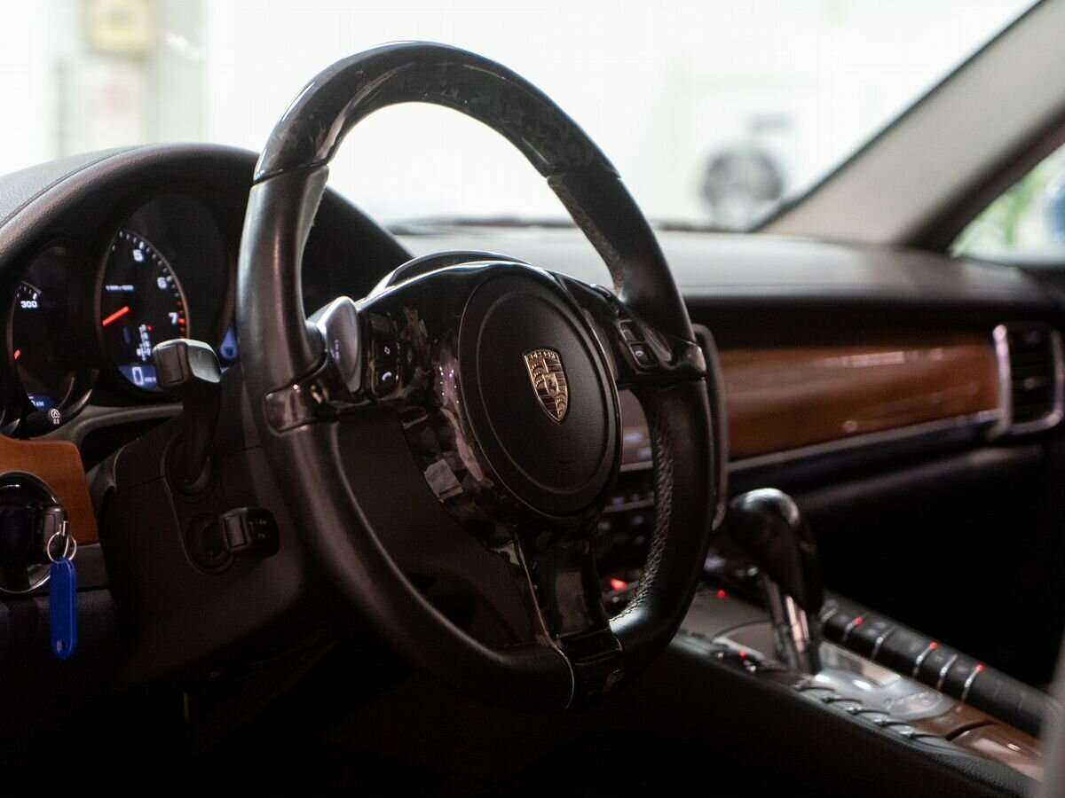Купить Porsche Panamera 4, 2011, 180 000 км, фото №5