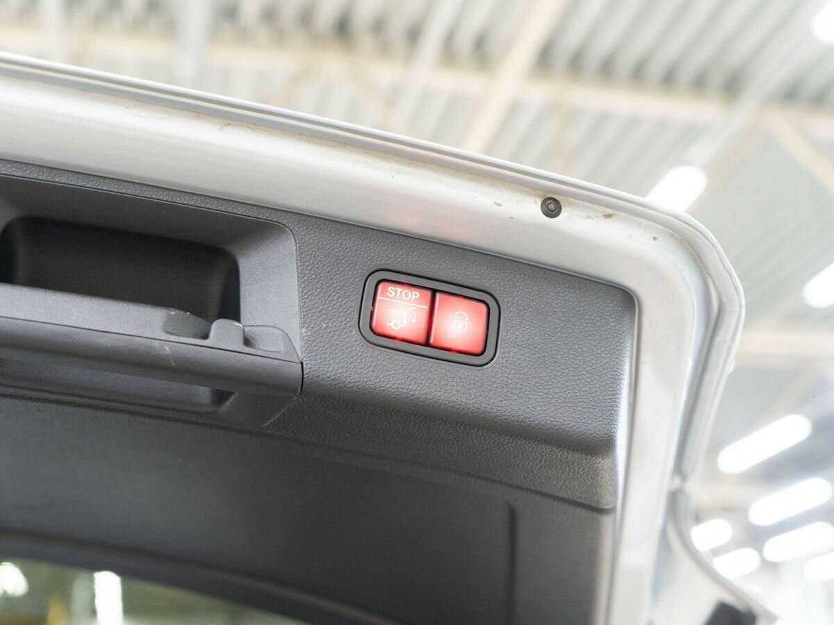 Купить Mercedes-Benz GLK-Класс 350, 2012, 150 000 км, фото №9