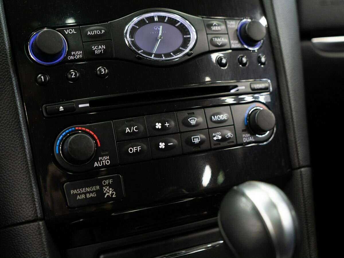 Купить Infiniti FX35, 2008, 125 000 км, фото №10