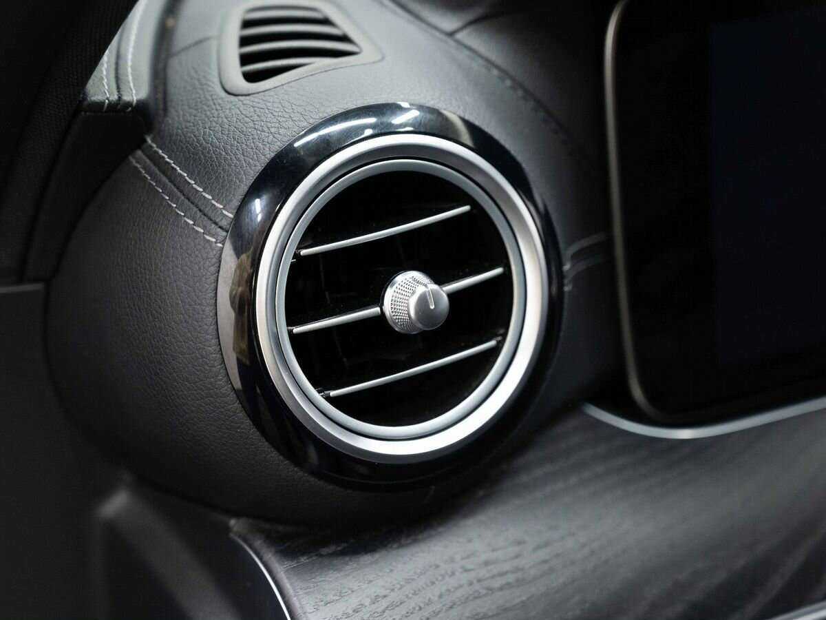 Купить Mercedes-Benz E-Класс 200, 2018, 95 987 км, фото №27