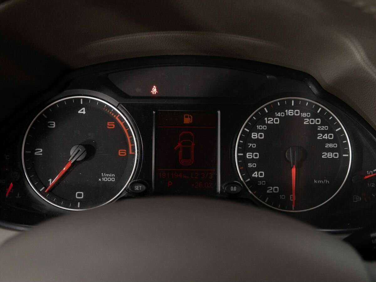 Купить Audi Q5, 2011, 181 192 км, фото №14