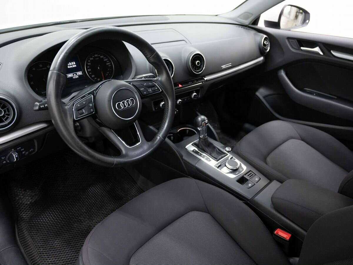 Купить Audi A3, 2019, 157 000 км, фото №6