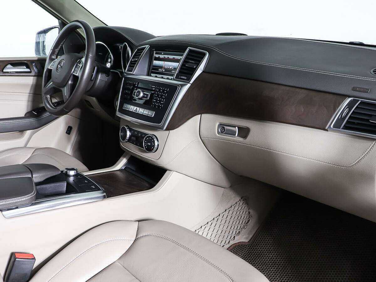 Купить Mercedes-Benz M-Класс 400, 2014, 169 013 км, фото №9