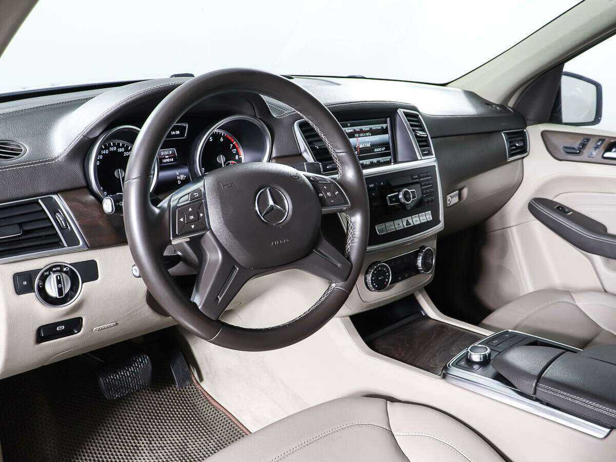 Купить Mercedes-Benz M-Класс 400, 2014, 169 013 км, фото №13