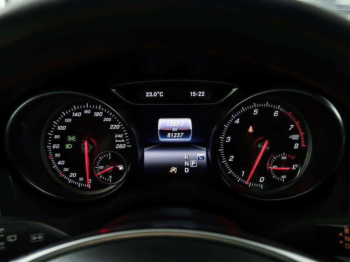 Купить Mercedes-Benz GLA 250, 2018, 81 236 км, фото №13