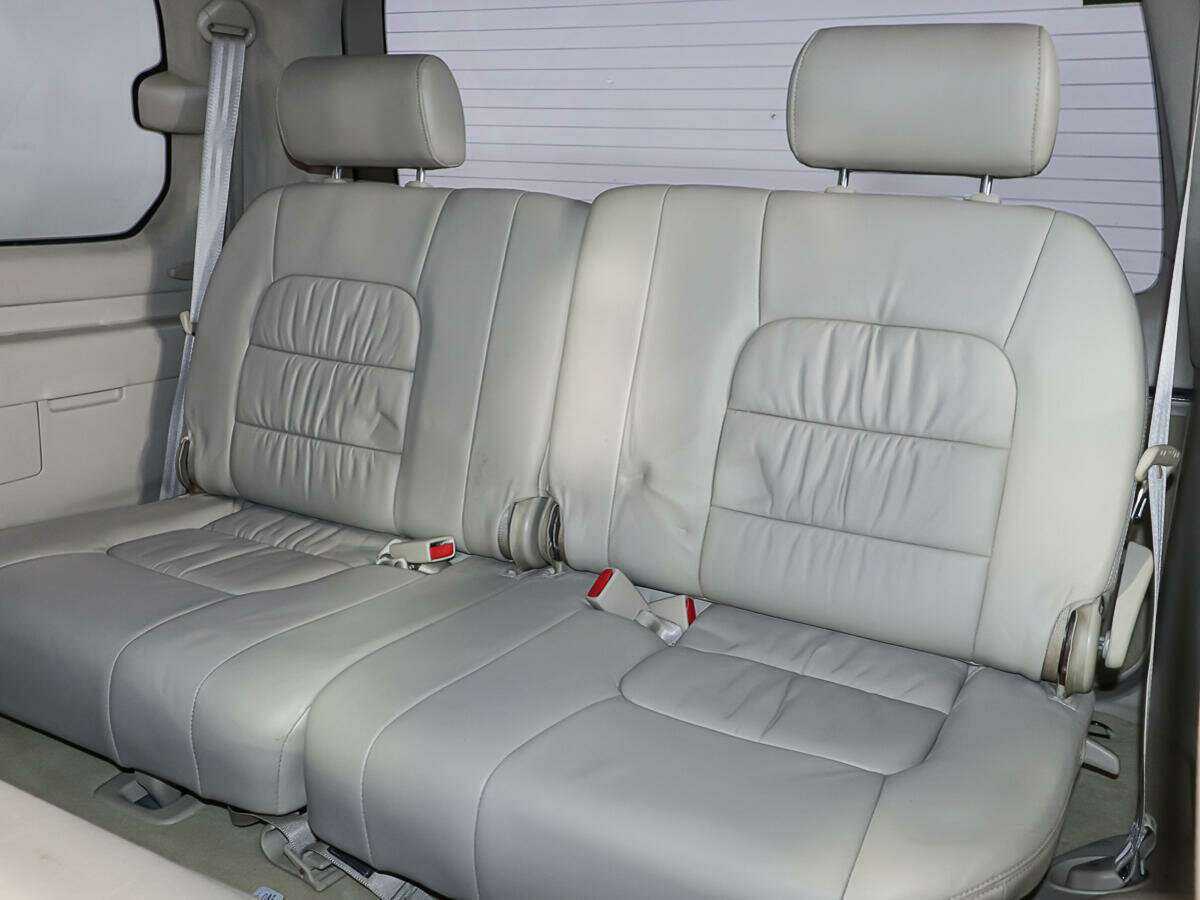 Купить Lexus LX 470, 2005, 306 203 км, фото №13