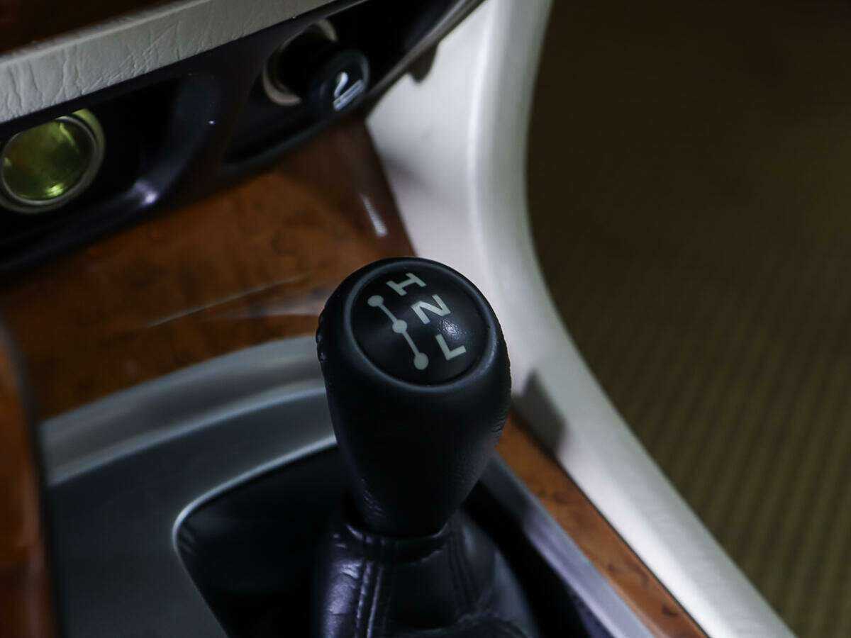 Купить Lexus LX 470, 2005, 306 203 км, фото №27