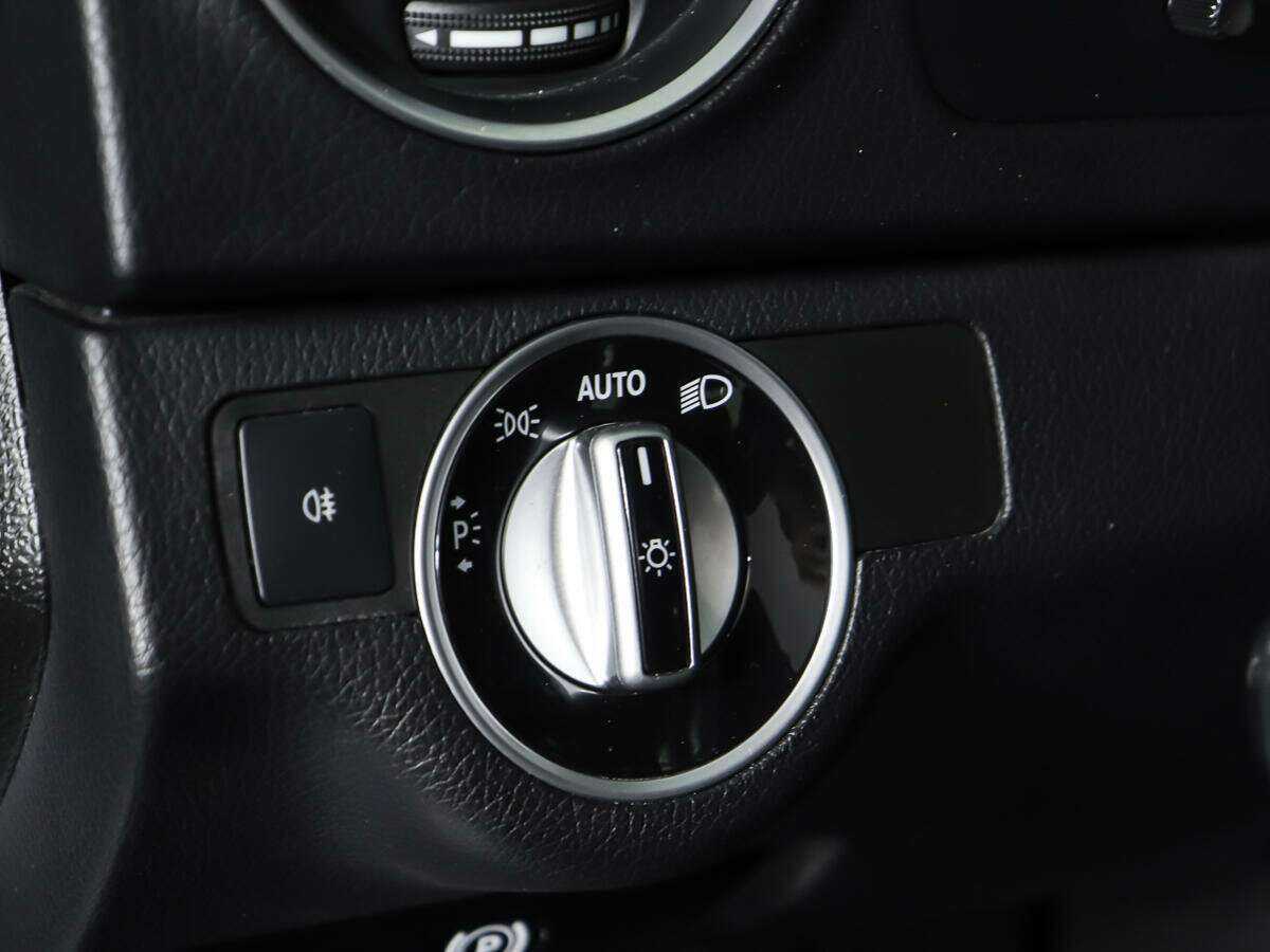 Купить Mercedes-Benz C-Класс 180 BlueEFFICIENCY, 2011, 102 583 км, фото №18