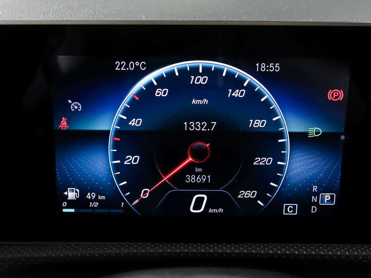 Купить Mercedes-Benz CLA 200, 2020, 38 646 км, фото №14