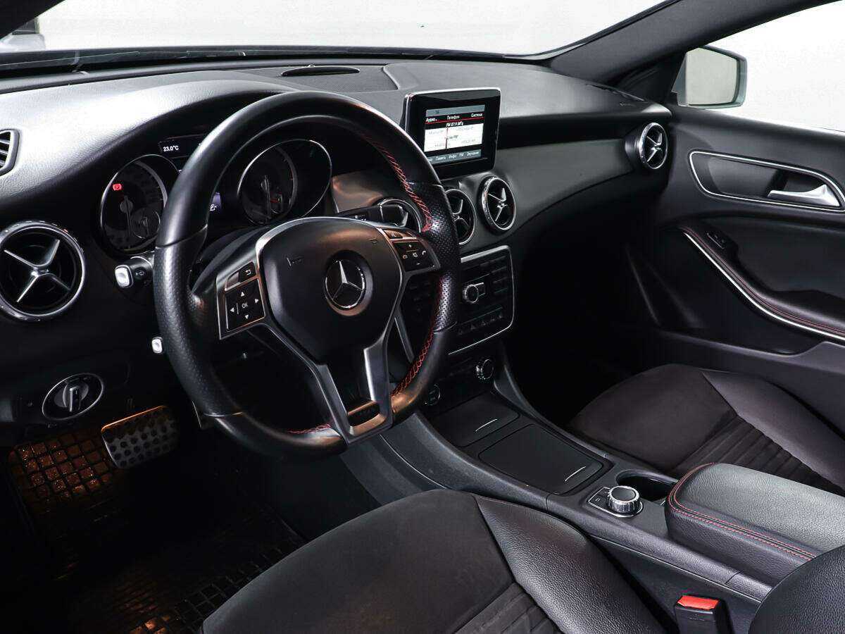 Купить Mercedes-Benz GLA 200, 2015, 112 177 км, фото №11