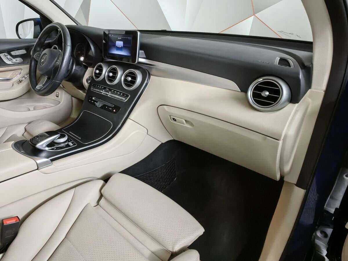 Купить Mercedes-Benz GLC Coupe 300, 2018, 82 851 км, фото №9