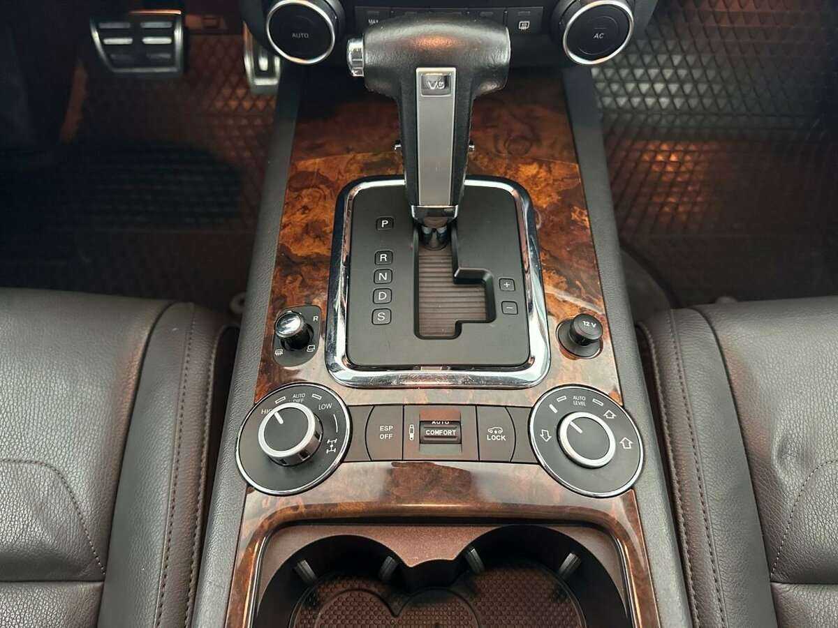 Купить Volkswagen Touareg, 2008, 245 252 км, фото №11