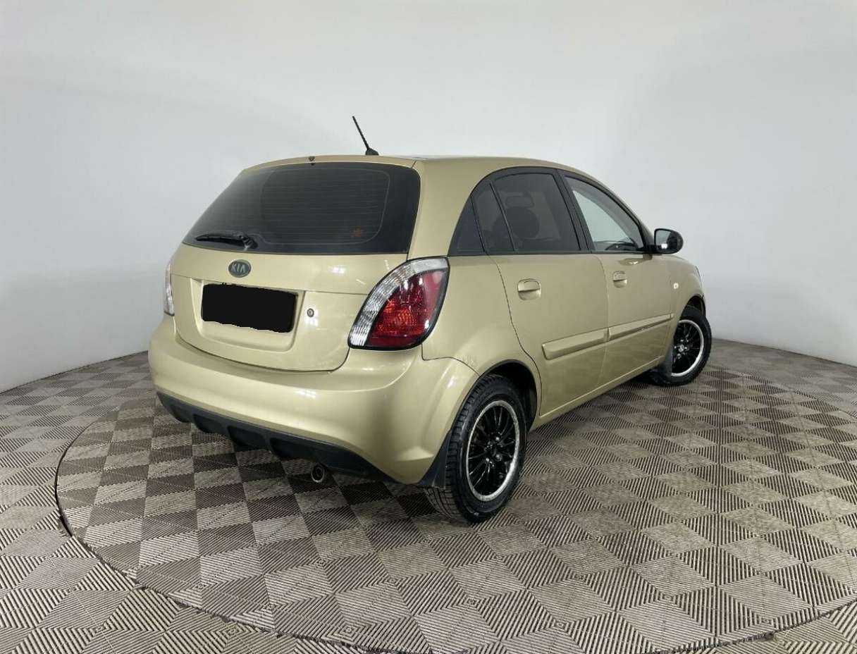 Купить Kia Rio, 2010, 200 234 км, фото №6
