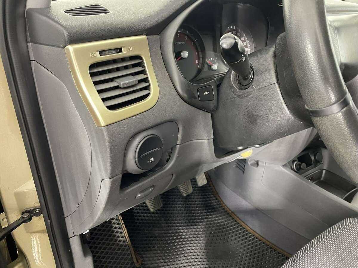 Купить Kia Rio, 2010, 200 234 км, фото №9