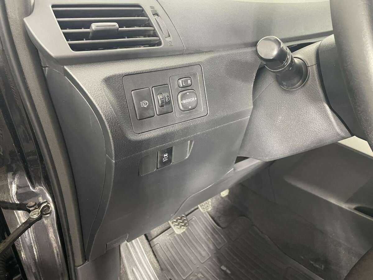 Купить Toyota Verso, 2011, 235 711 км, фото №9