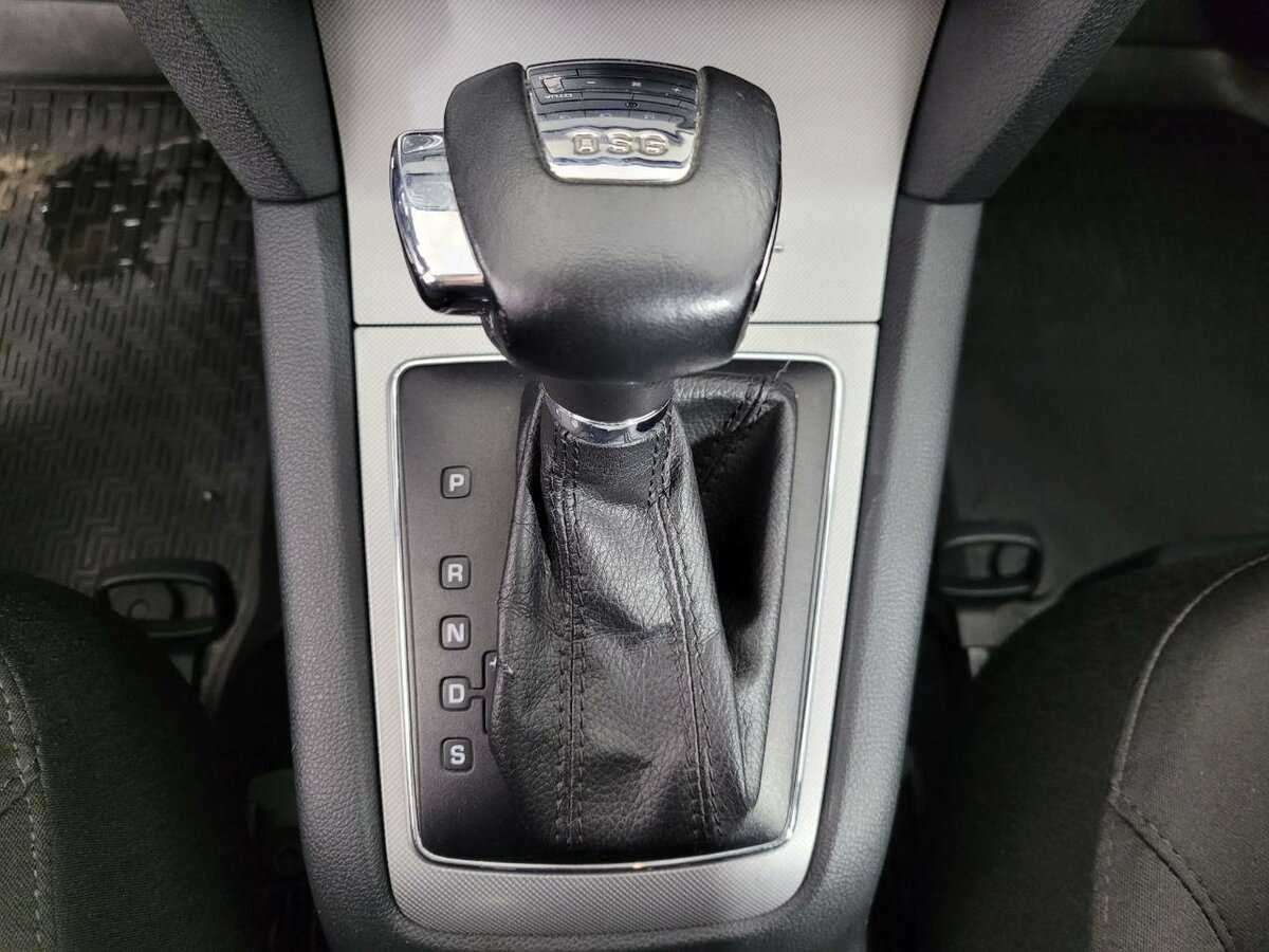 Купить Skoda Octavia DSG7, 2010, 270 811 км, фото №13