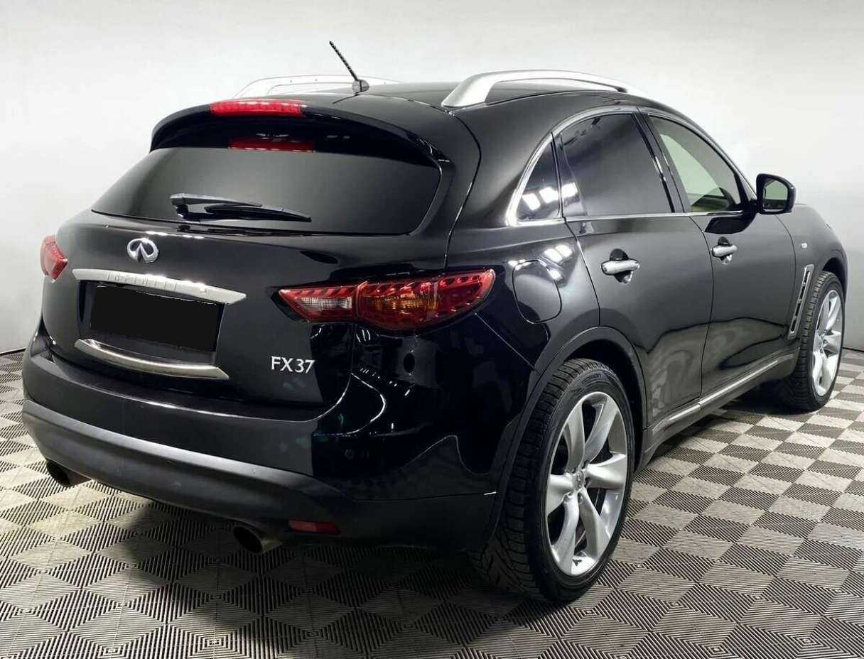 Купить Infiniti FX37, 2011, 255 000 км, фото №4