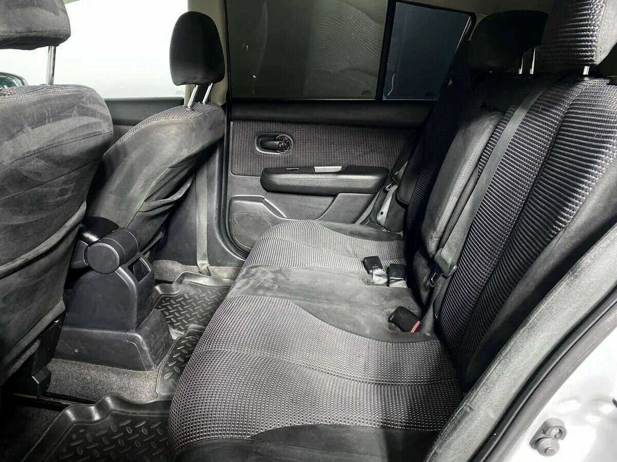 Купить Nissan Tiida, 2011, 353 001 км, фото №11