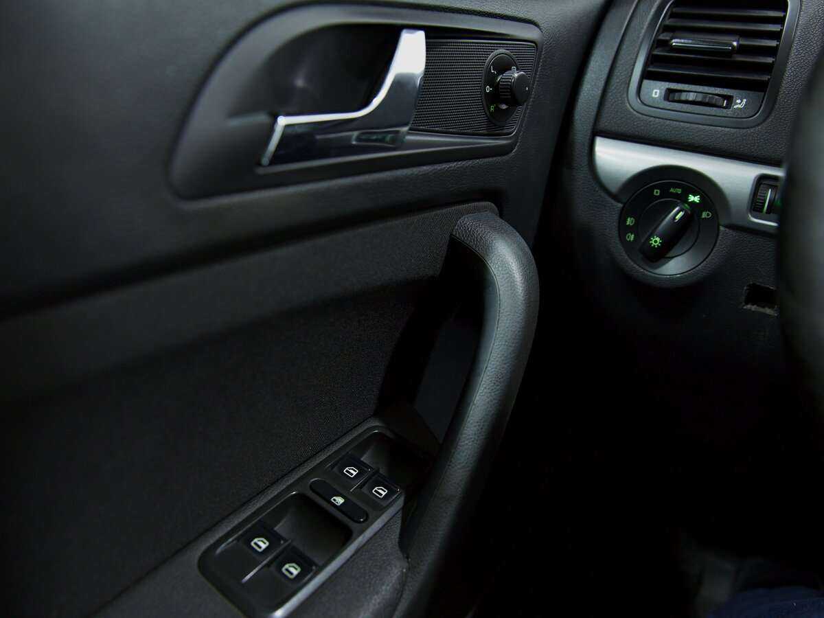 Купить Skoda Yeti, 2010, 238 261 км, фото №8