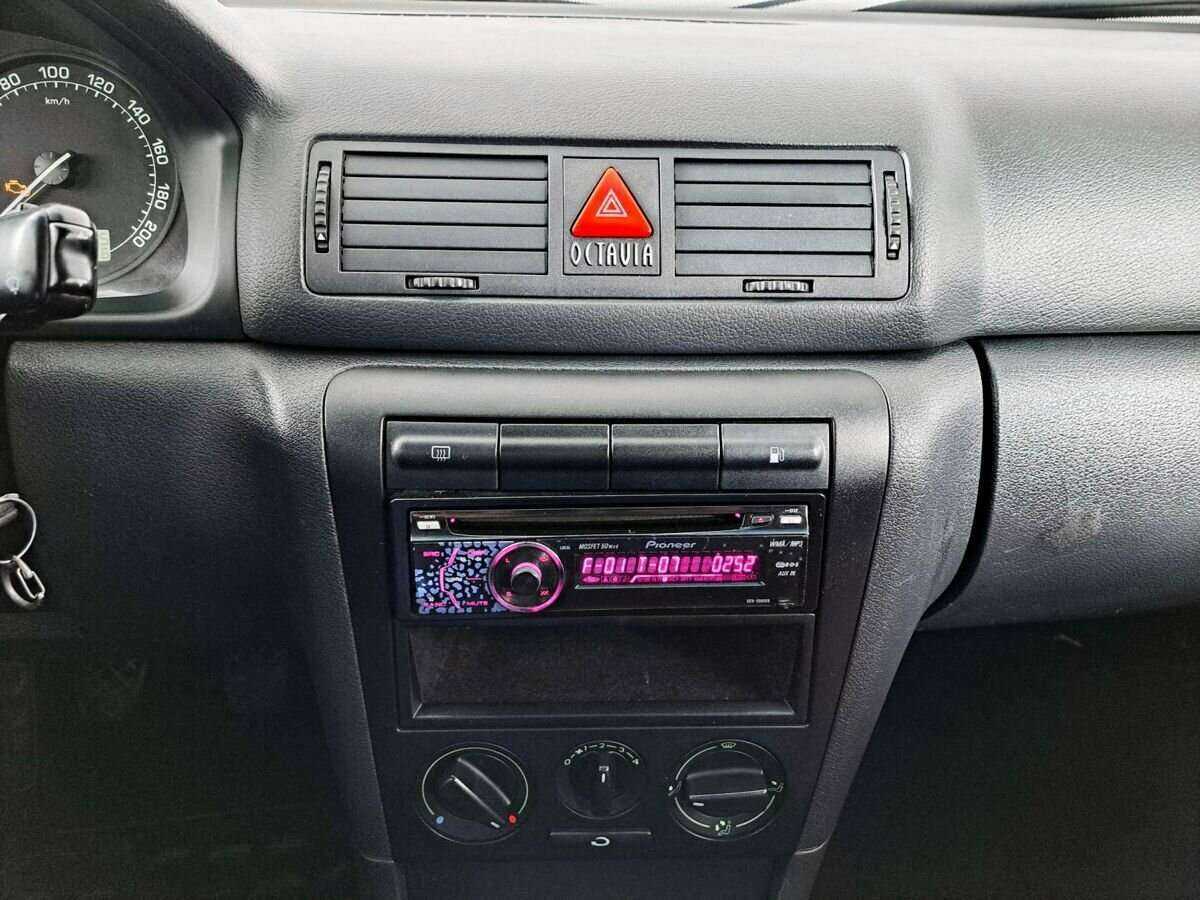 Купить Skoda Octavia, 2008, 238 875 км, фото №12