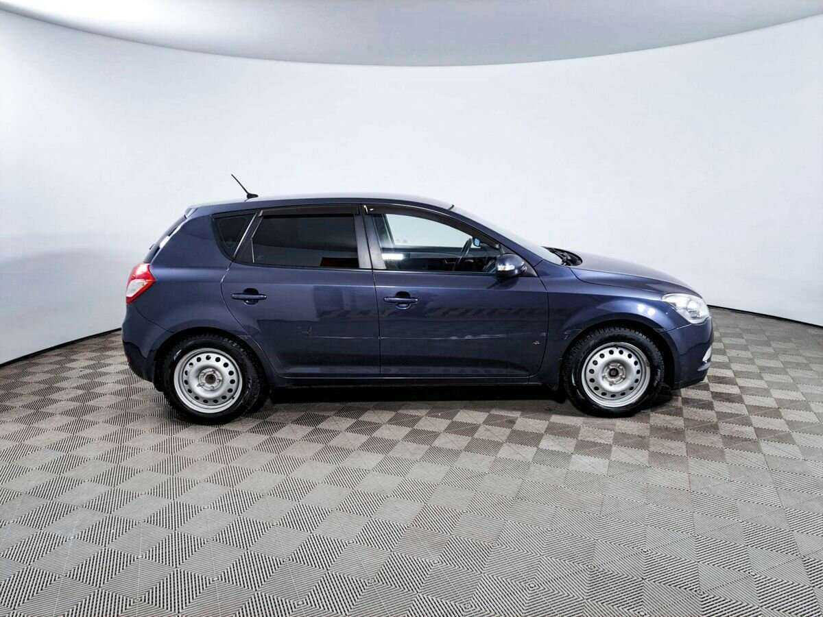 Купить Kia Ceed, 2010, 239 500 км, фото №4