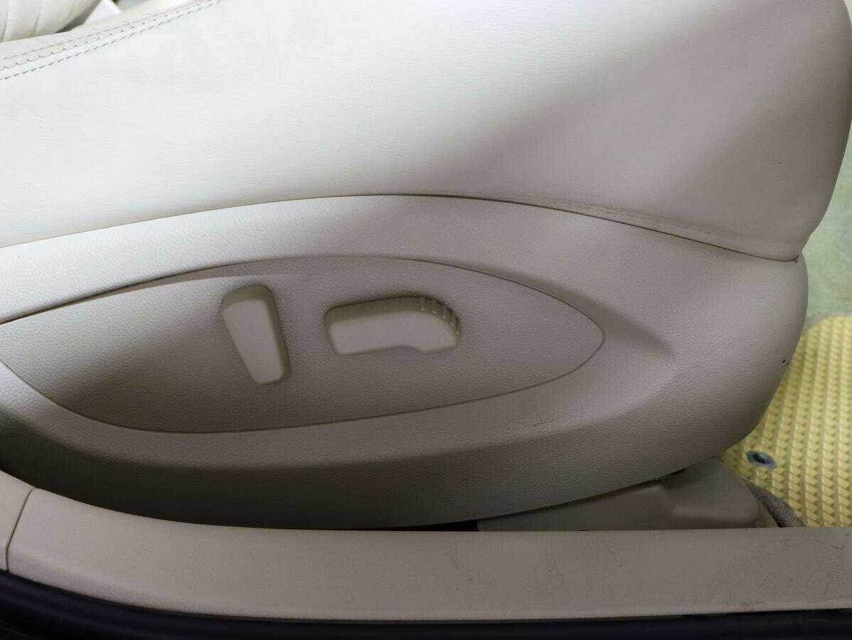 Купить Infiniti EX25, 2013, 129 706 км, фото №16