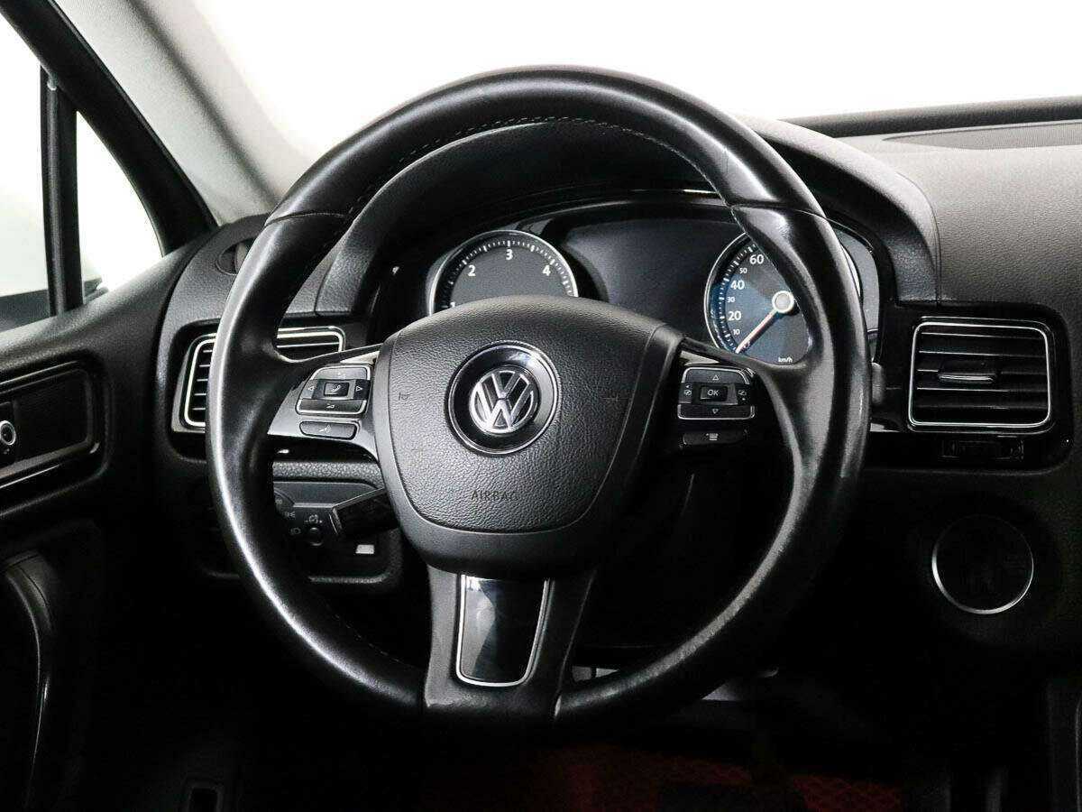 Купить Volkswagen Touareg, 2010, 386 249 км, фото №11