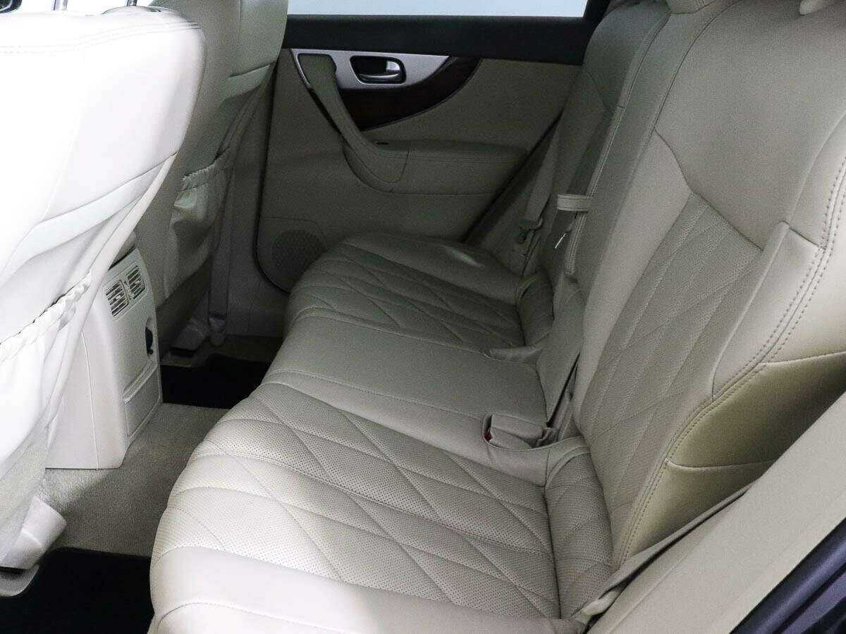 Купить Infiniti FX37, 2011, 170 182 км, фото №8
