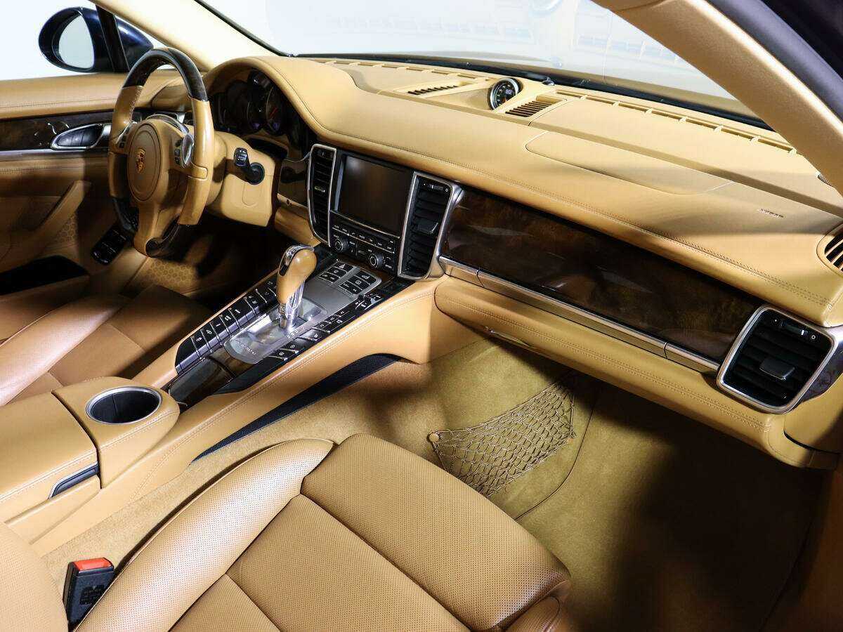 Купить Porsche Panamera 4, 2015, 158 250 км, фото №7