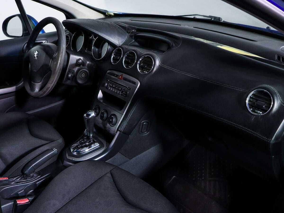 Купить Peugeot 308, 2010, 222 204 км, фото №7