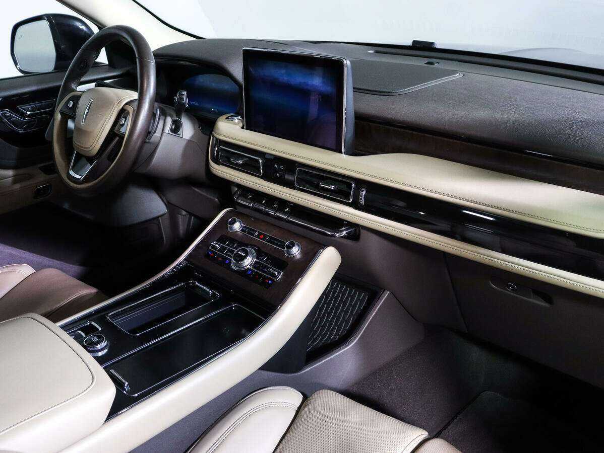 Купить Lincoln Aviator, 2019, 30 736 км, фото №7